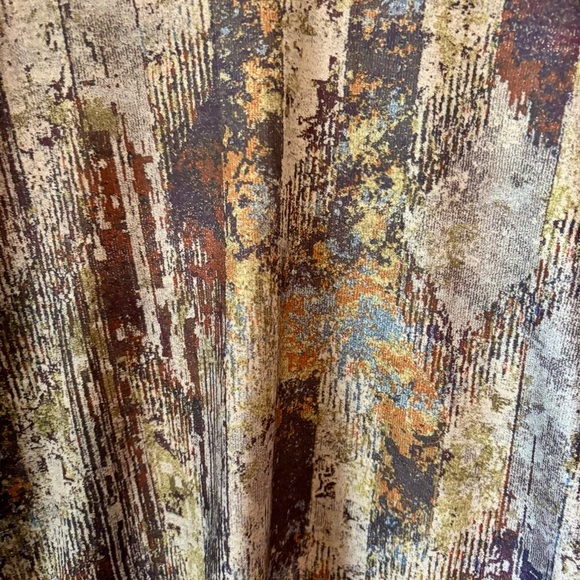 Abstract Print Long Sleeve Top - Picture 3 of 5